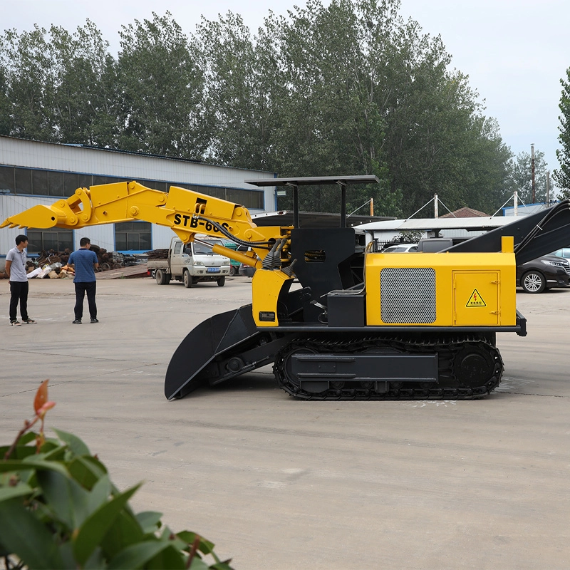 Explosion-proof crawler slag raking machine for coal mines