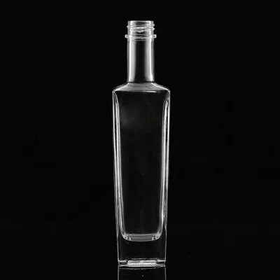 Transparent or custom glass bottles 250ml, 500ml, 700ml square glass wine bottles