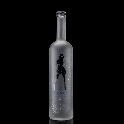 750ml and 500ml glass decal printed vodka bottles with frosted design and base material
