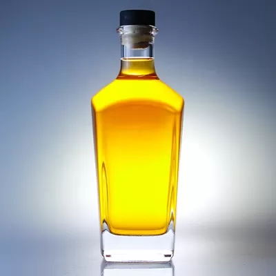 700ml square juniper bottle, cork finish, thick bottom, made of additional flint glass